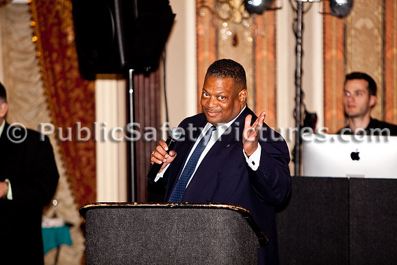 050710 PFD Ball-100