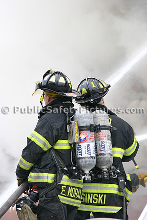 121805B (2)